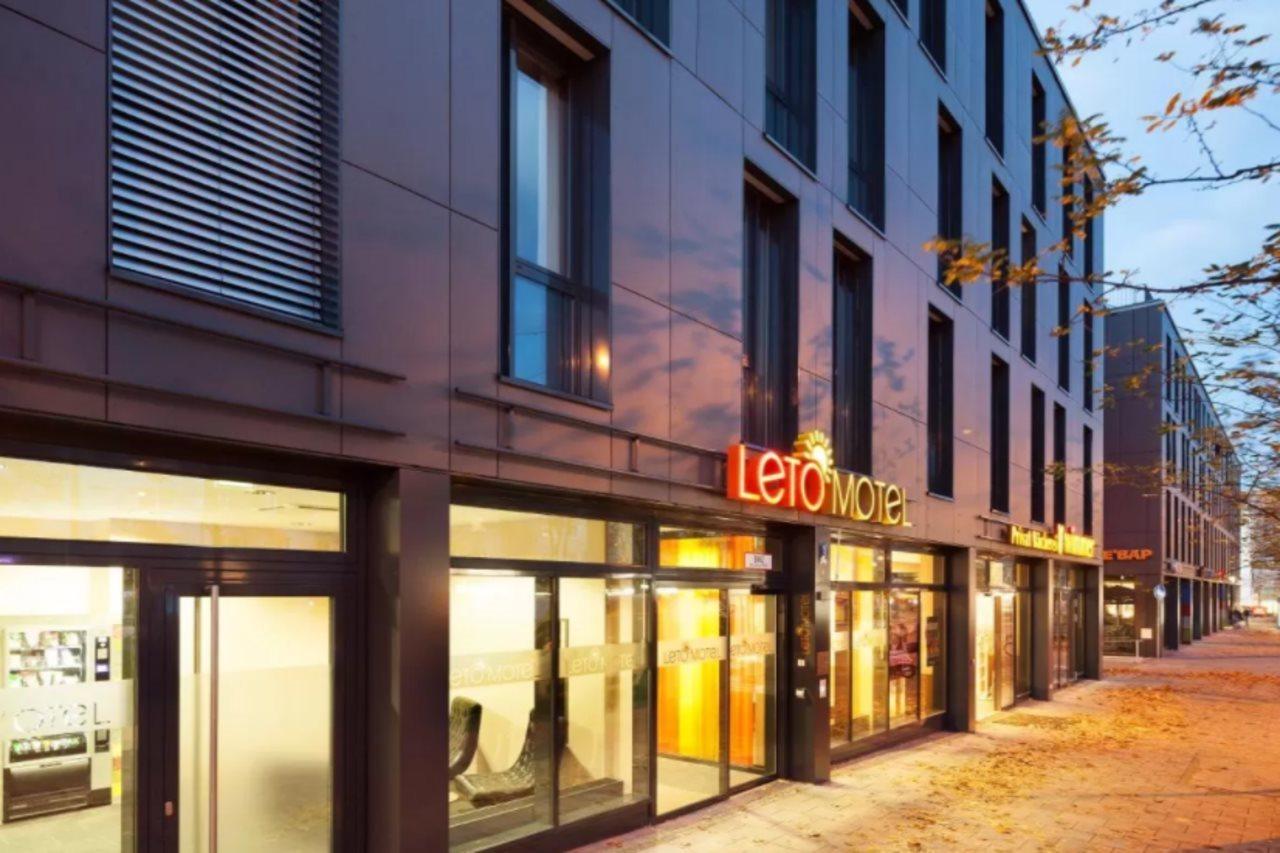 B&B Hotel Muenchen-Moosach Kültér fotó