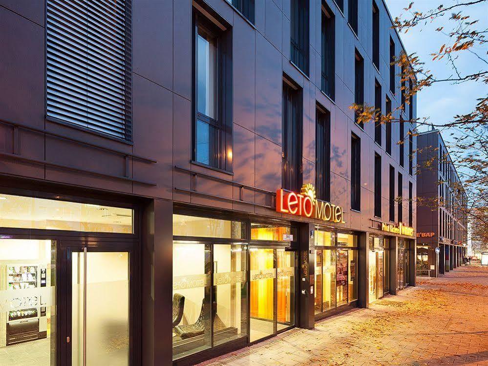 B&B Hotel Muenchen-Moosach Kültér fotó