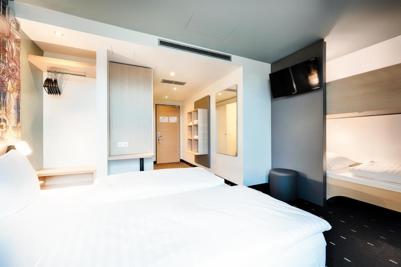 B&B Hotel Muenchen-Moosach Kültér fotó