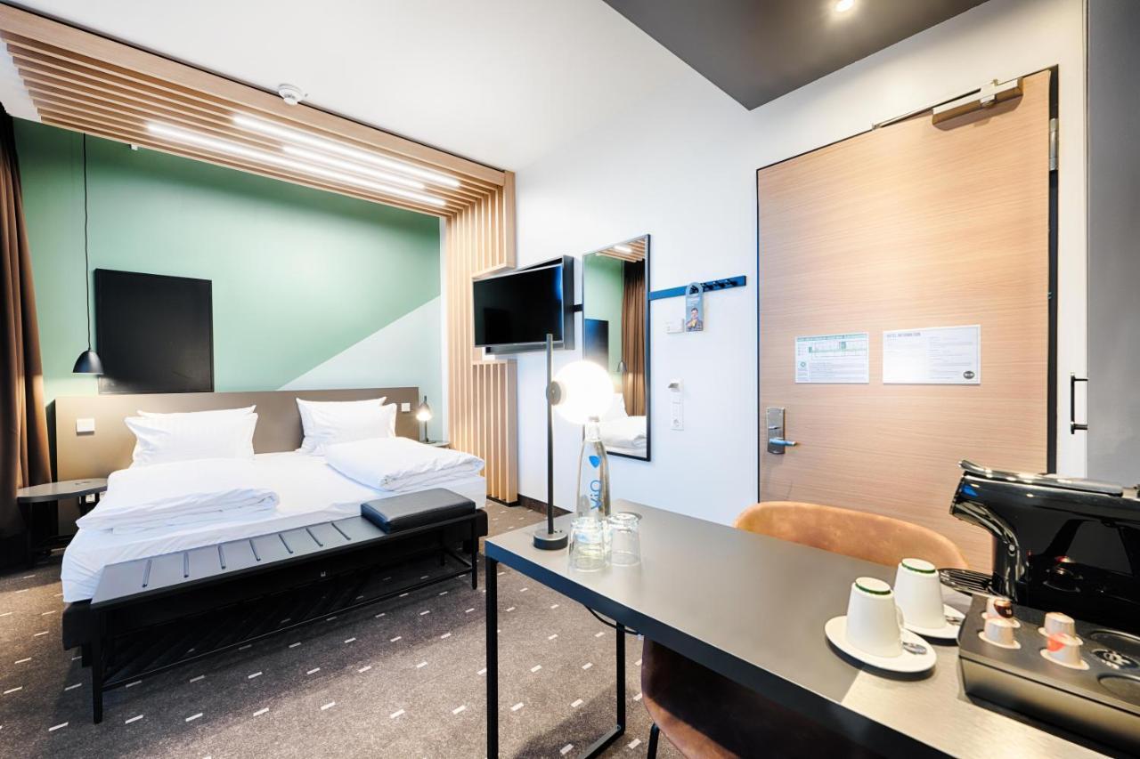 B&B Hotel Muenchen-Moosach Kültér fotó